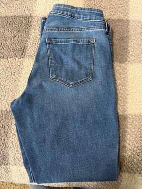 Old Navy Light Blue Straight-Leg Jeans